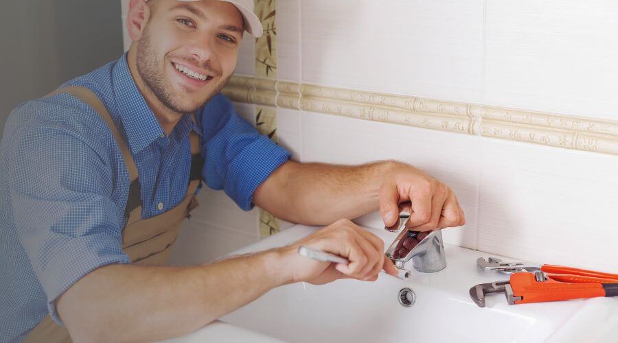 Handle or spout repair in Valdosta, GA